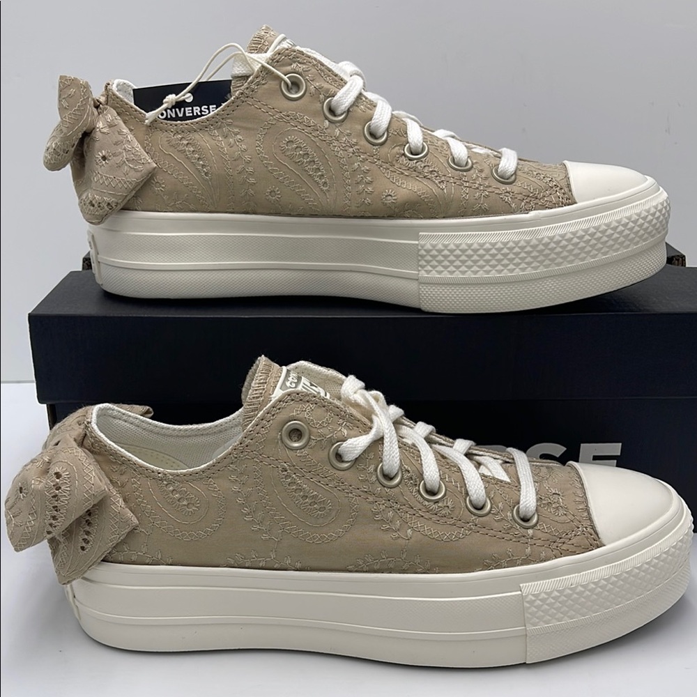 Converse Beige Lace Sneakers